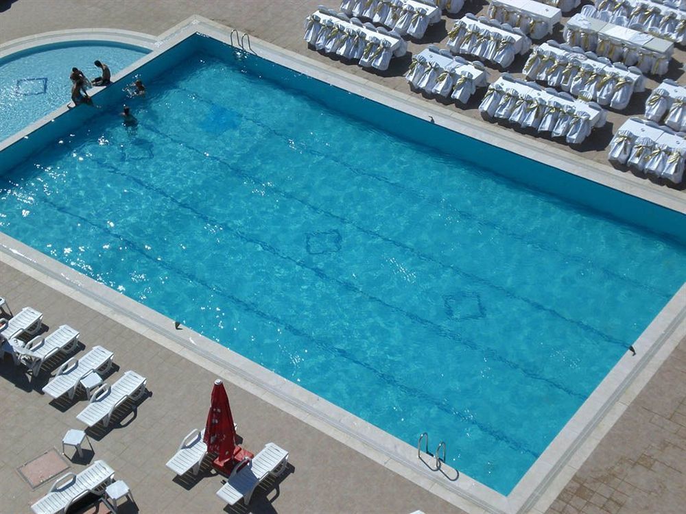 Hotel Metropolis Torbalı Exterior foto
